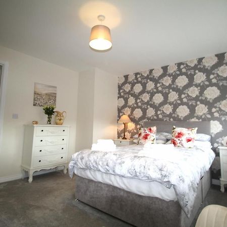 Ashington - 2 Bedroom House - Beautifully Decorated & Furnished - Large Garden Eksteriør billede