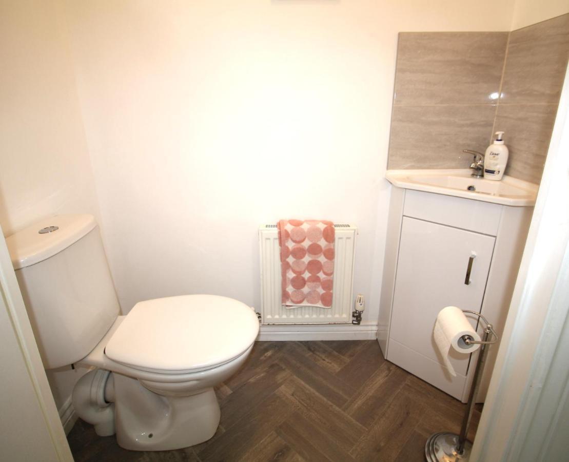 Ashington - 2 Bedroom House - Beautifully Decorated & Furnished - Large Garden Eksteriør billede