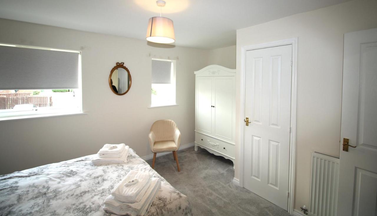 Ashington - 2 Bedroom House - Beautifully Decorated & Furnished - Large Garden Eksteriør billede